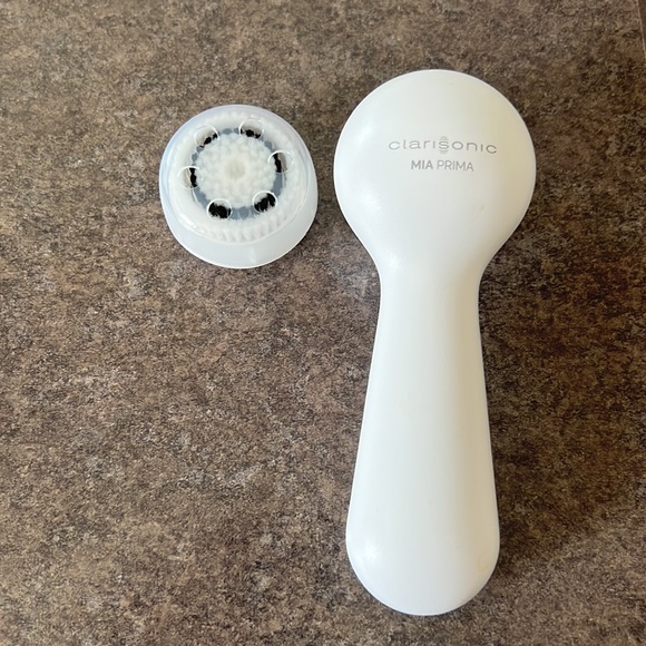 Clarisonic - Picture 2 of 3